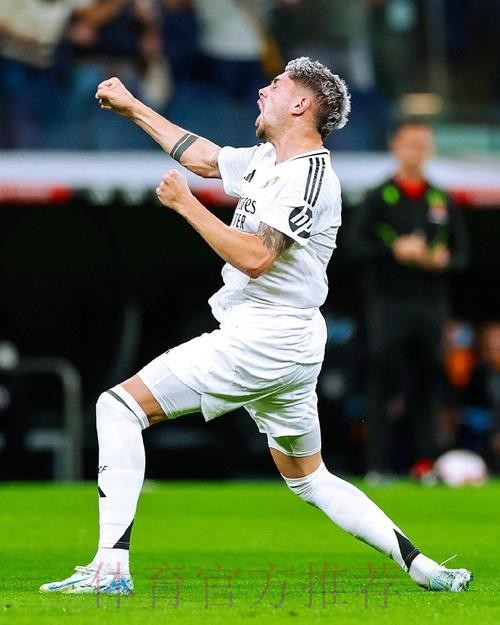 记者：皇马中场巴尔韦德完全可以出战奥萨苏纳